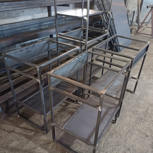 Mese de exterior pregătite pentru ioooi Brașov